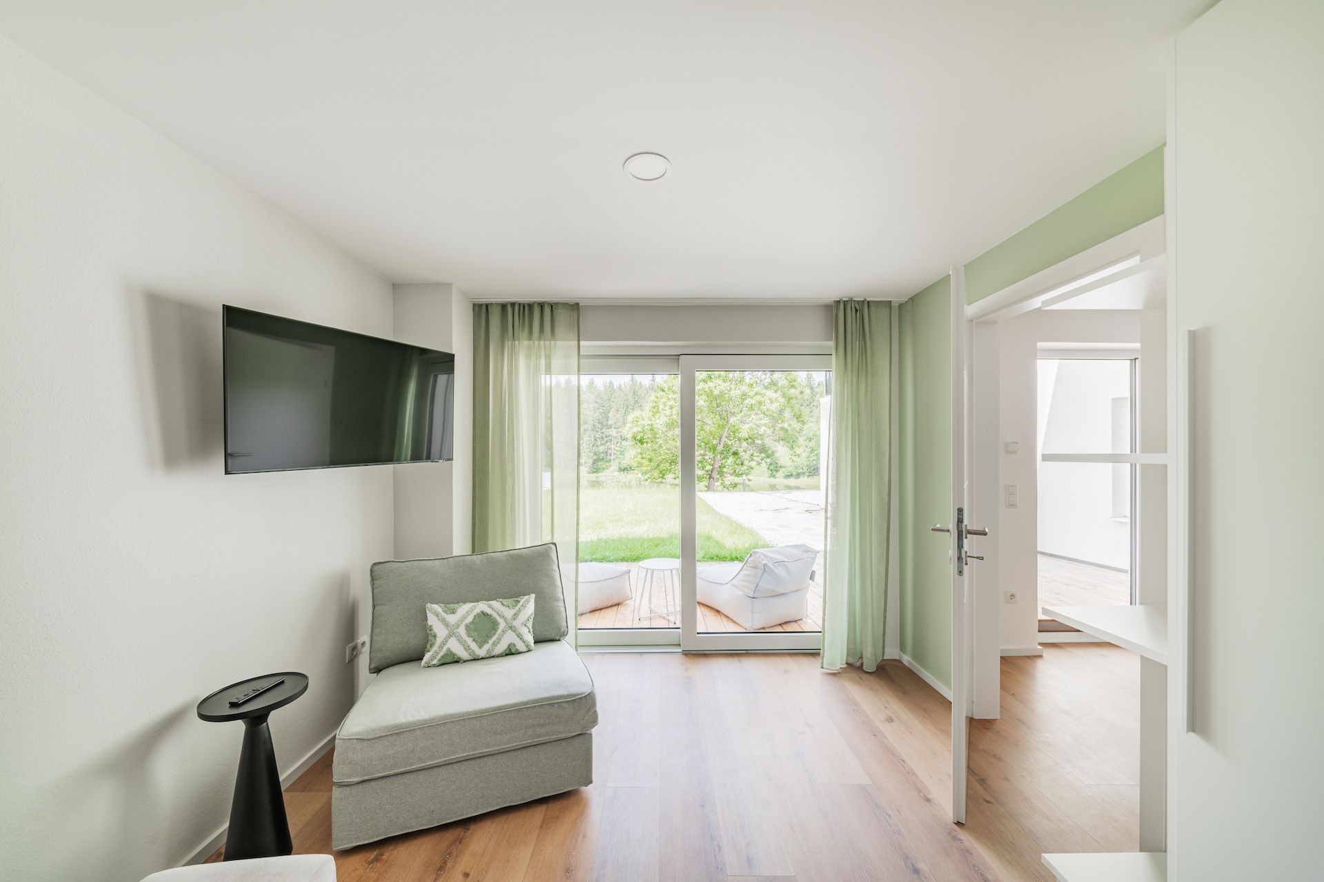 resort kärnten-airbnb mit seezugang-apartment am see-apartment kärnten-ferienapartment kärnten-ferienwohnung kärnten-kärnten ferienwohnung-fewo kärnten-unterkunft kärnten-ferienwohnung in kärnten-urlaub kärnten ferienwohnung-apartment kärnten se